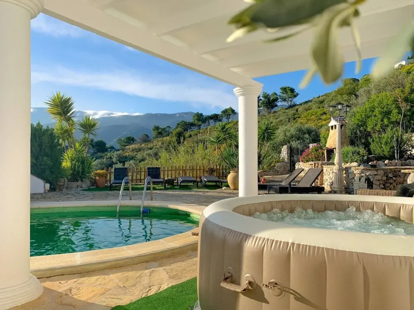 Casa Rural Cómpeta Piscina Barbacoa y Vista