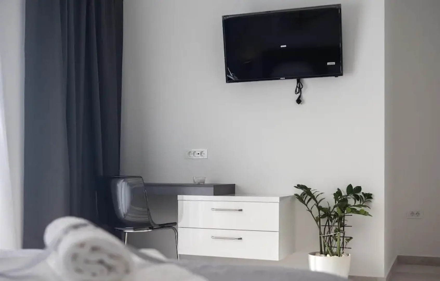 Beautiful Home in Kucine With 4 Bedrooms, Wifi and Outdoor Swimming Pool