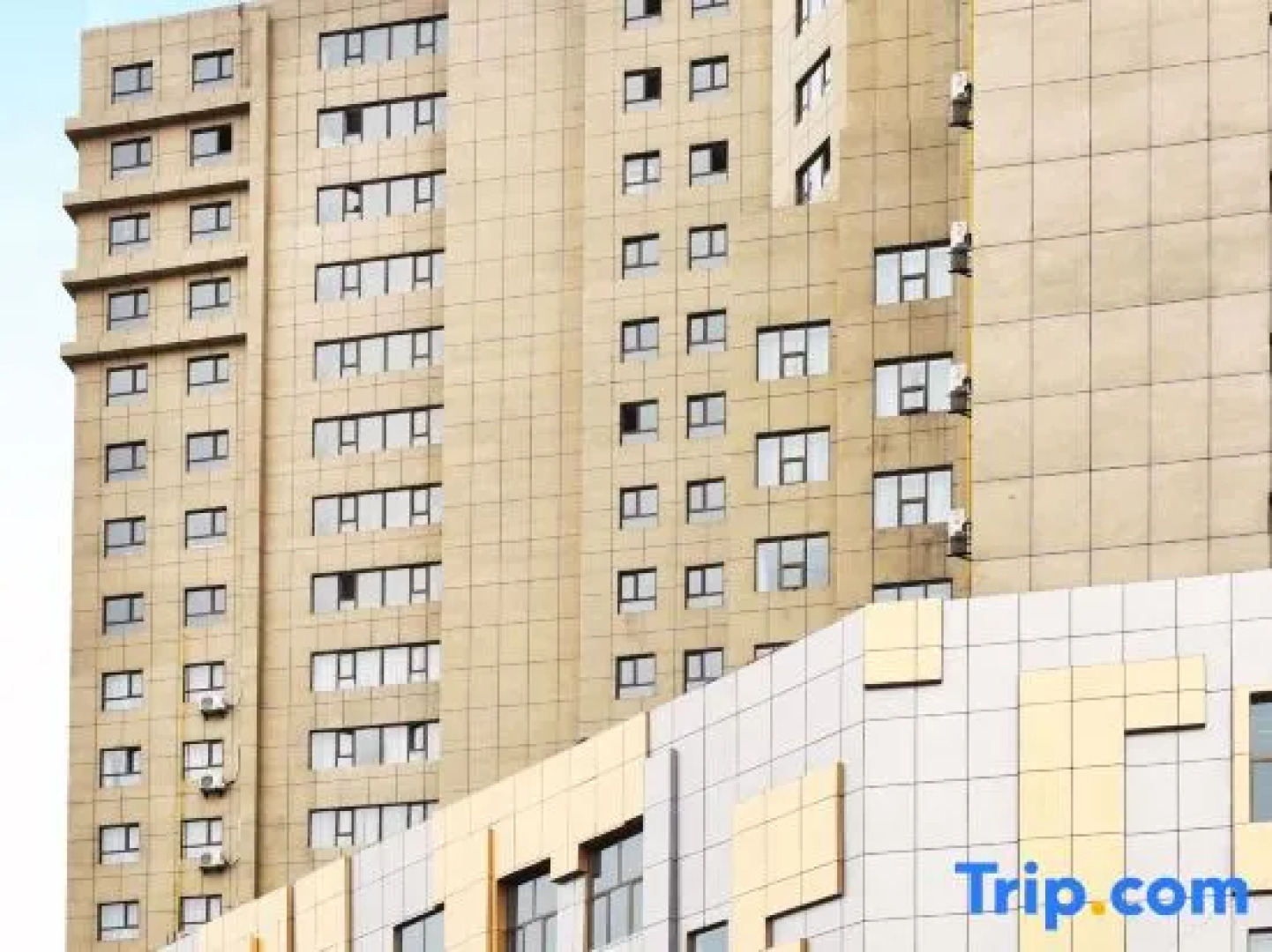 Homeinn Pebble Hotel (Hami Railway Station Bayi North Road)