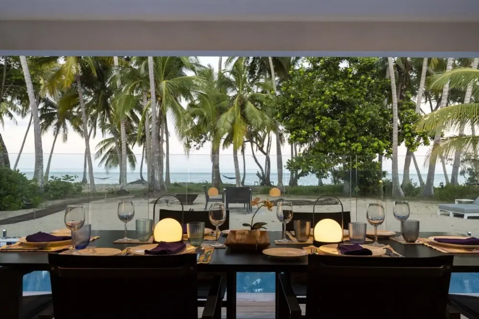 Tenterfield Beachfront Luxury 4 Bedroom Holiday Home