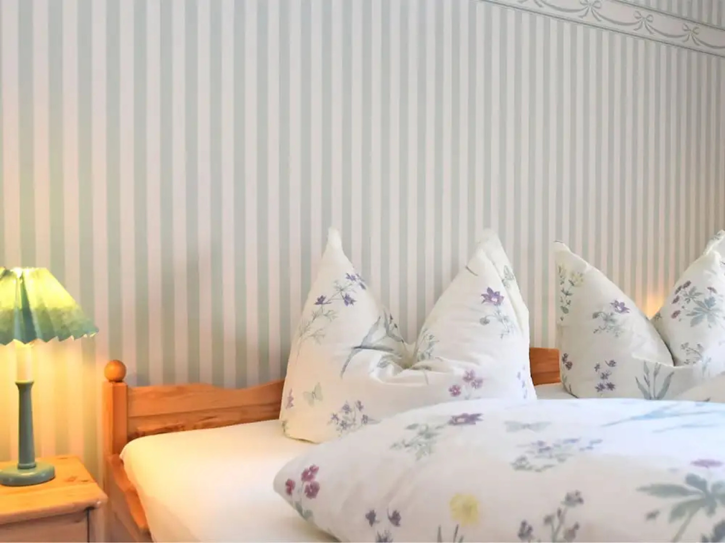 Small Apartment in Bad Tabarz in Thuringia With Garden and Pool