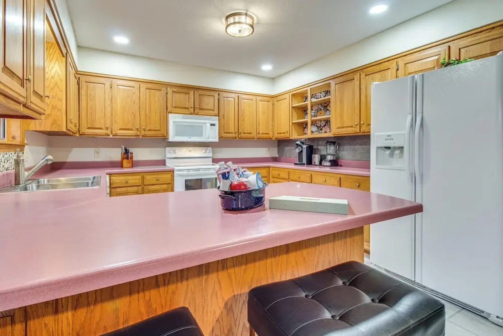 < 1 Mi to Bull Shoals Lake: 'the Blue Quill'