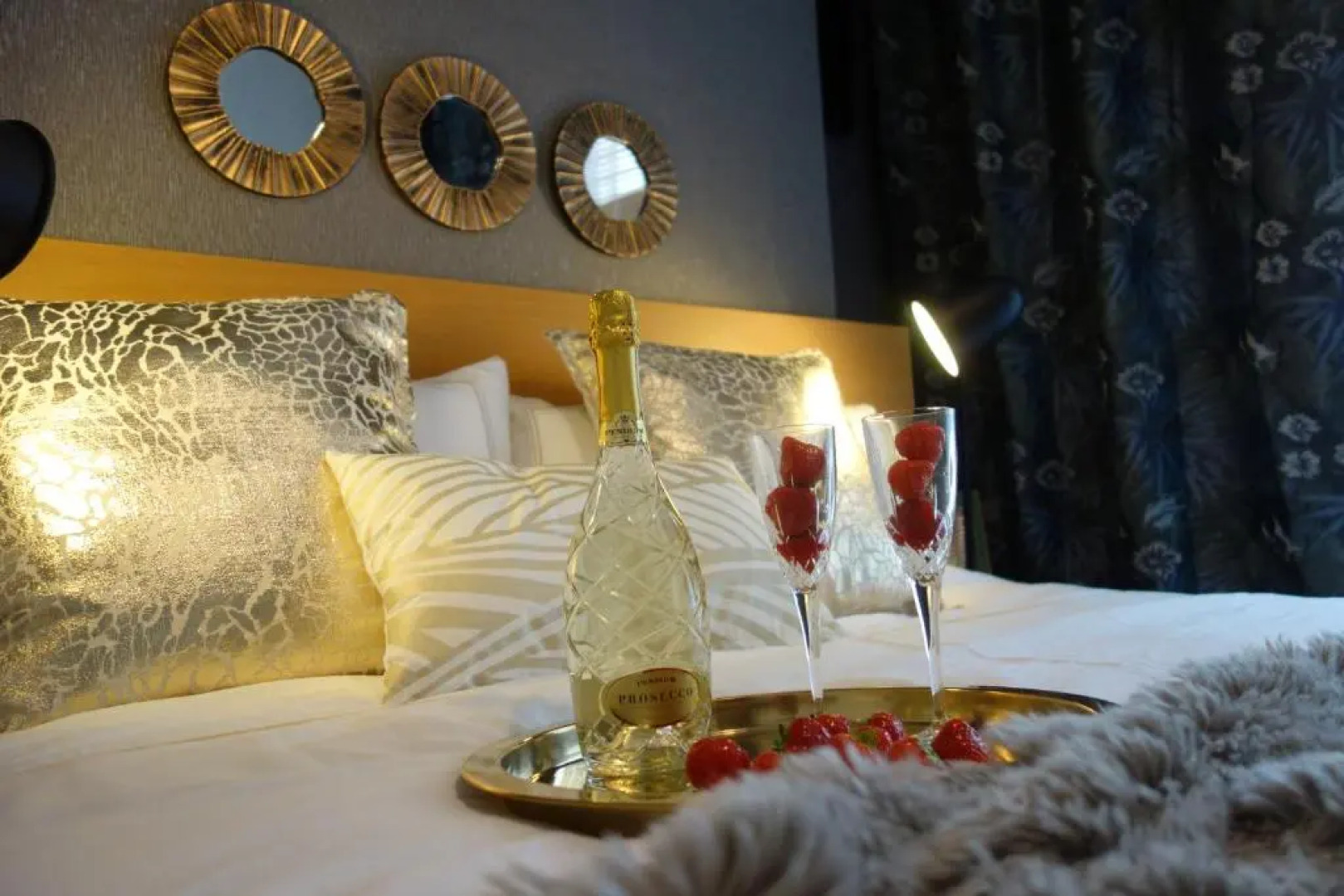 Ann Apartments opposite the Pier with sea view