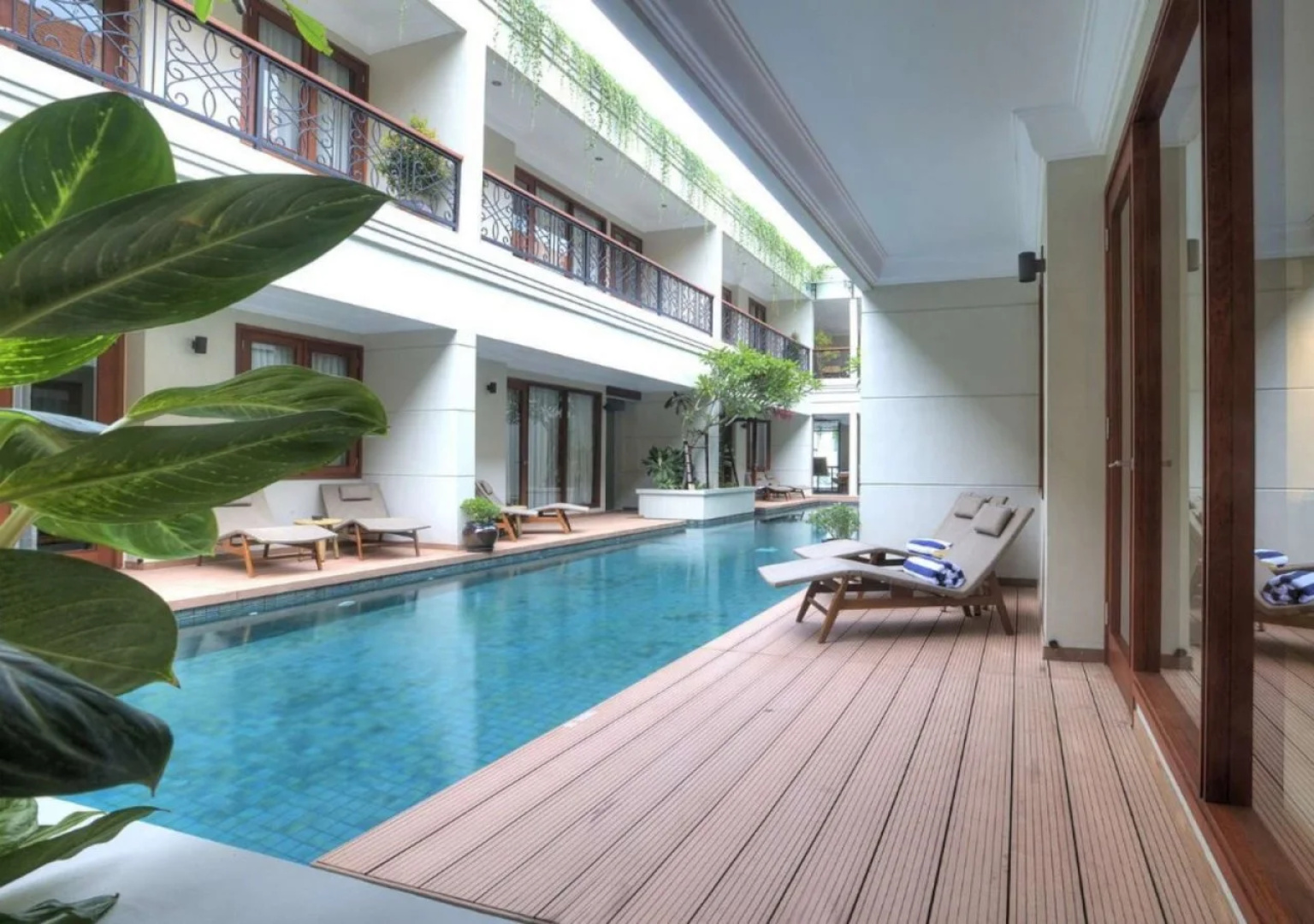 Seminyak Lagoon All Suites Hotel