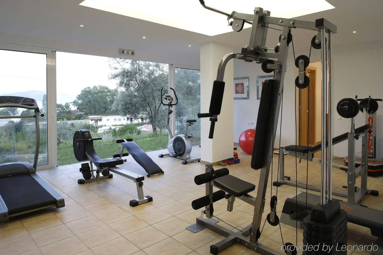 Kanapitsa Mare Hotel