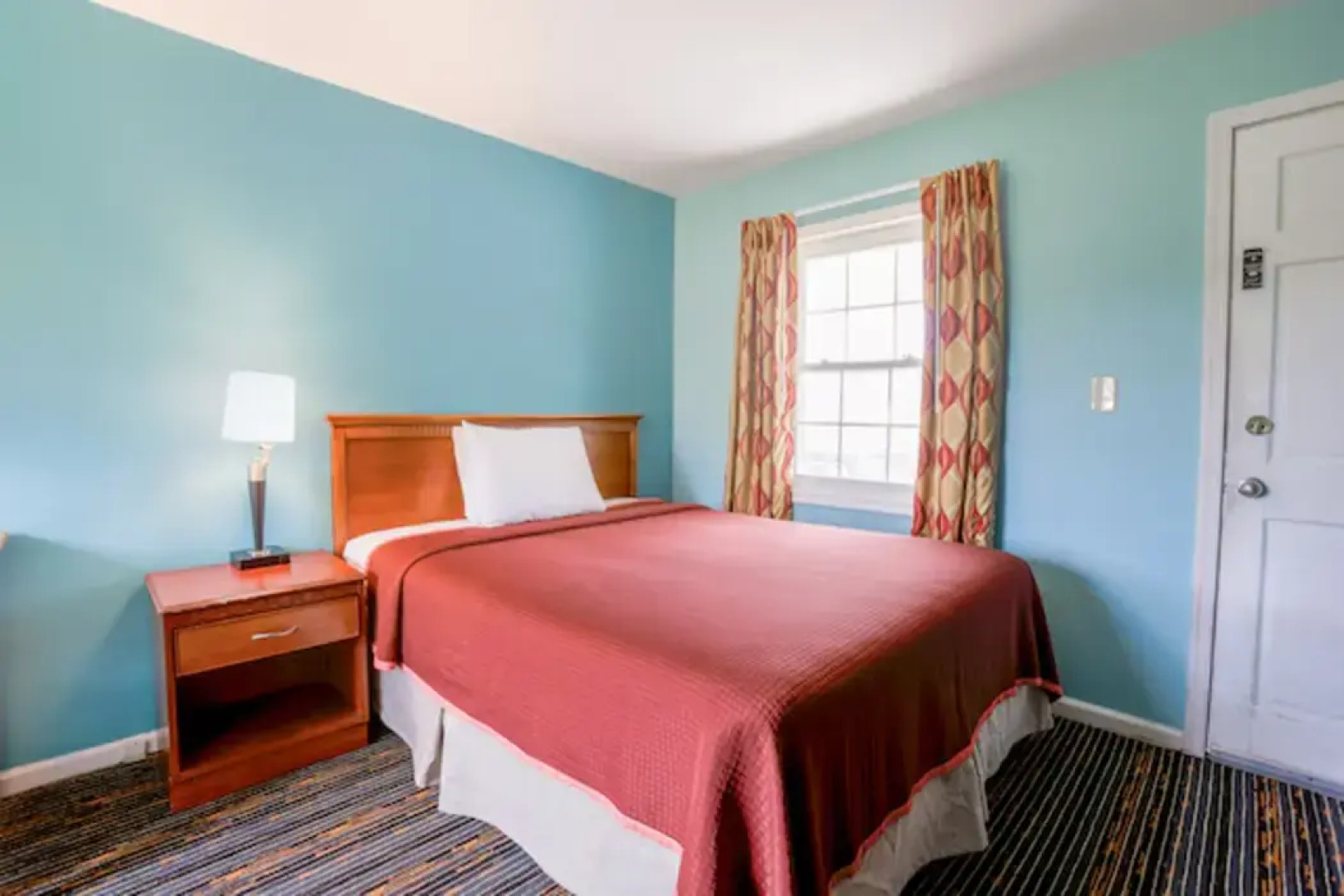 Relax Inn By OYO Natural Bridge I-81