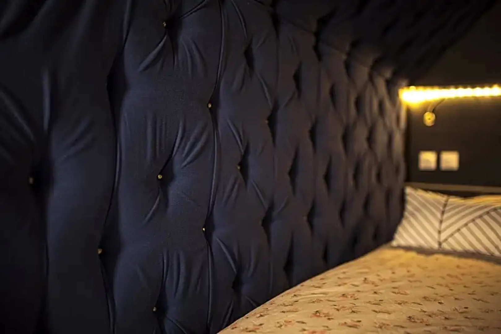 Les Cabanes Des Marais