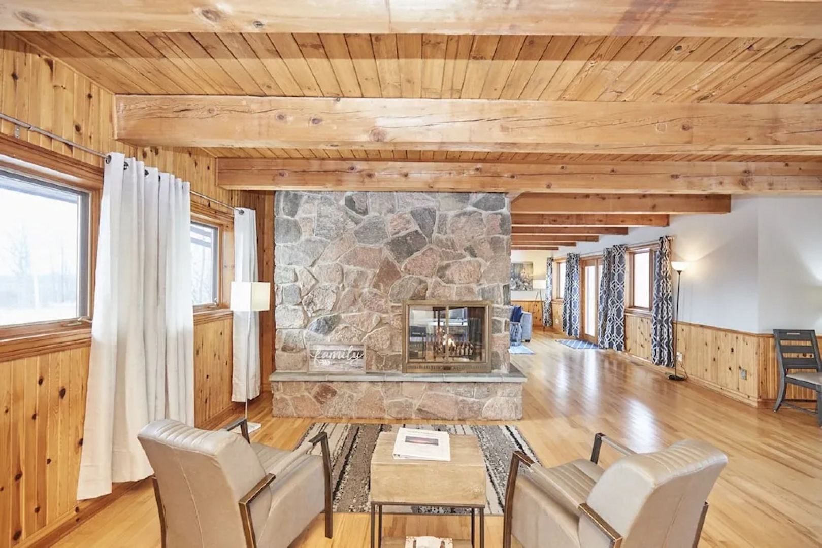 Grand Niagara Estate Lodge