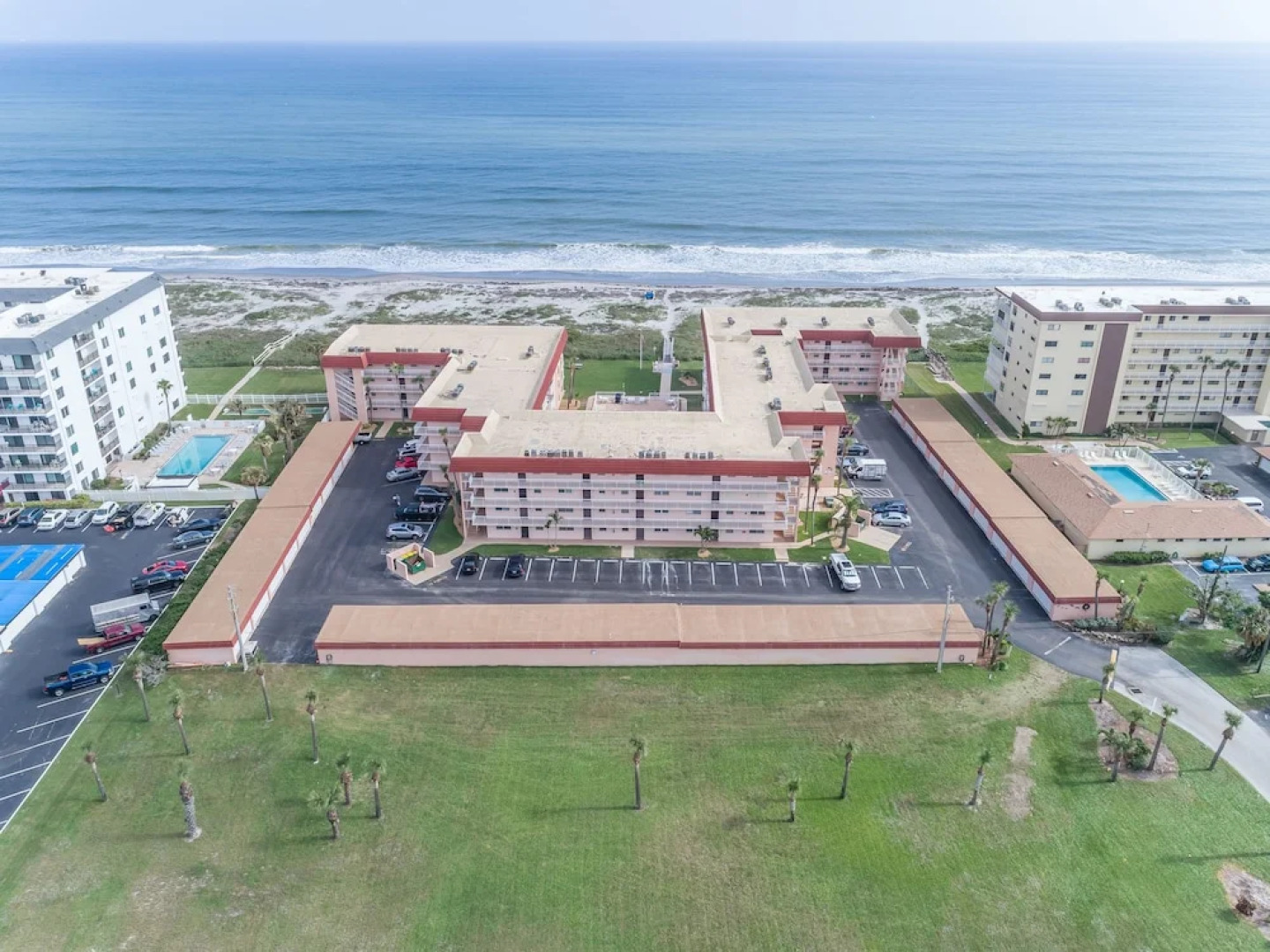 Spanish Main by Happy Palm Stays