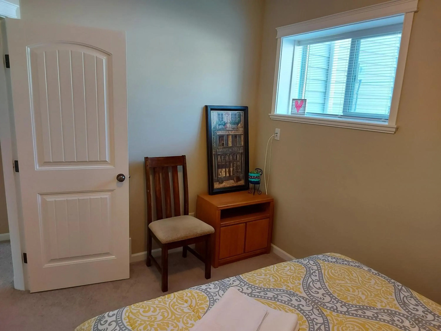 Peaceful and Spacious Lake View