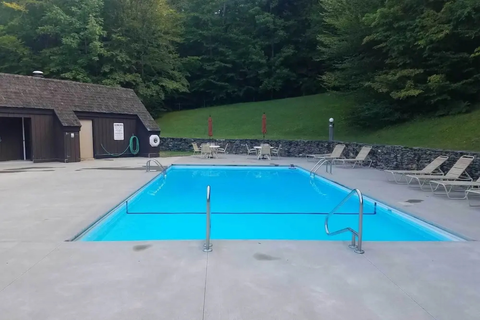 Waitsfield Condo w/ Pool & On-site Trail Access!