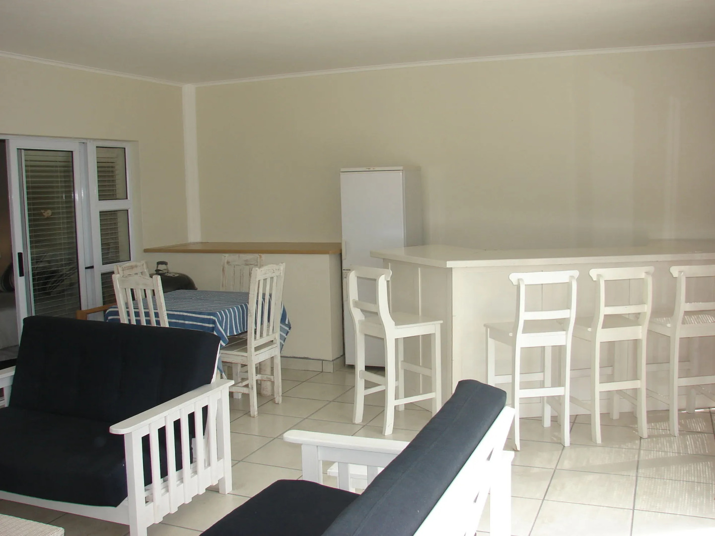 Vista Bonita Apartments