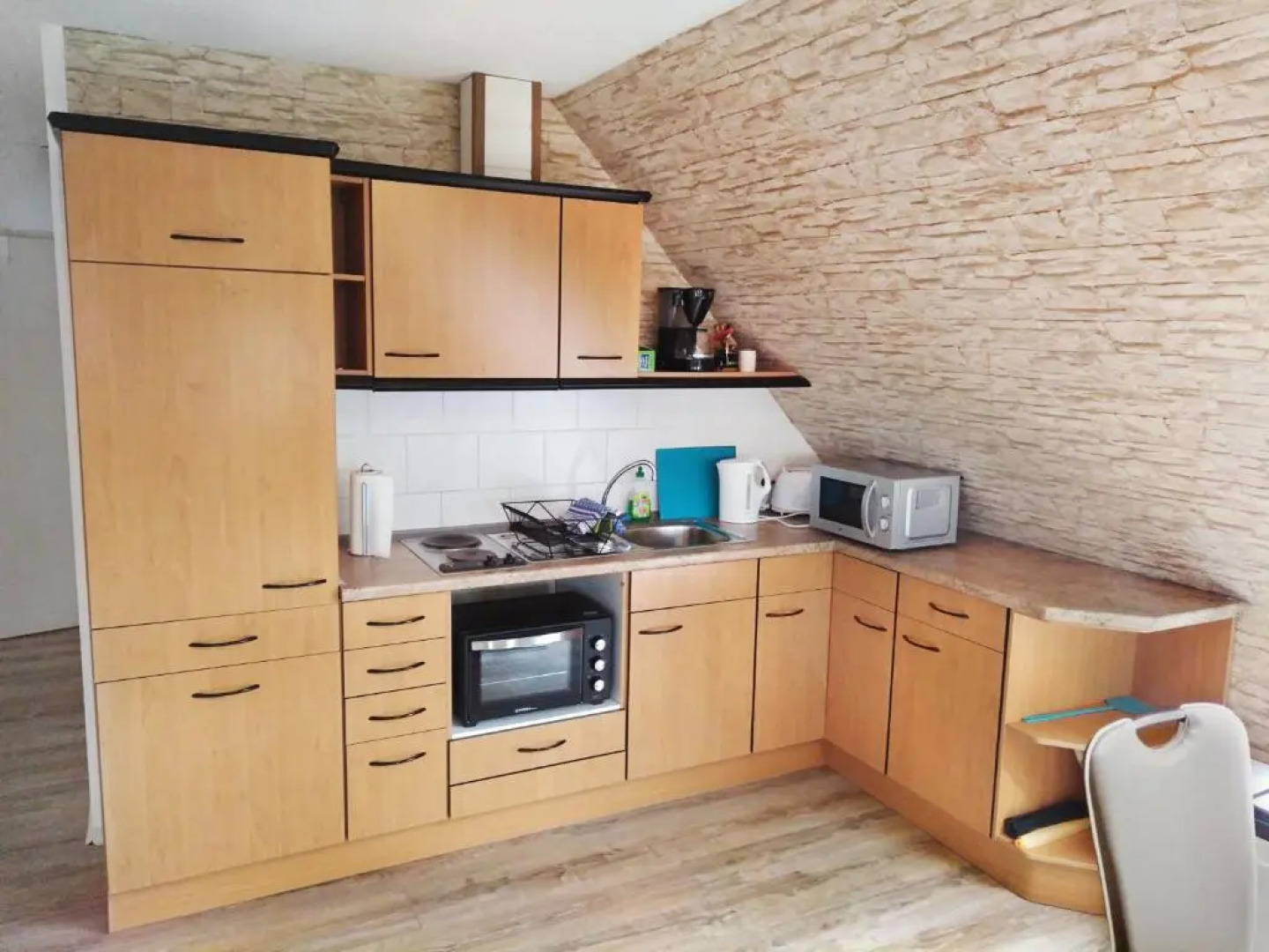 Große Bauernhaus Ferienwohnungen bis 100qm mit Grillhütte & Garten & E-Bike-Verleih