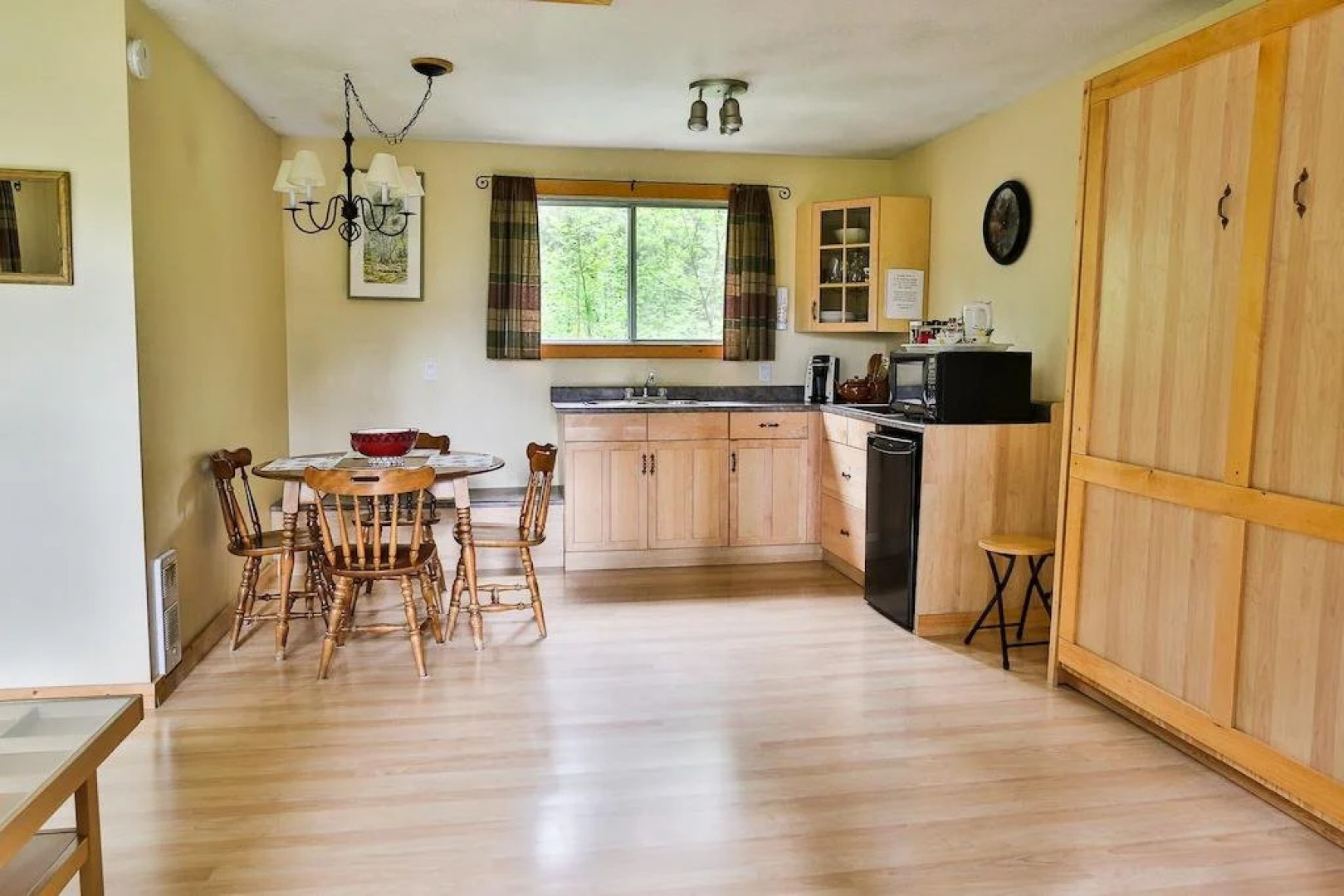 Mount Robson Mountain River Lodge