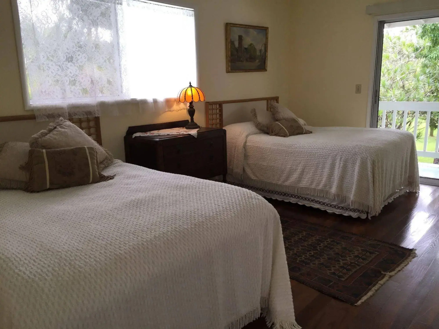 Lava Tree Tropic Inn