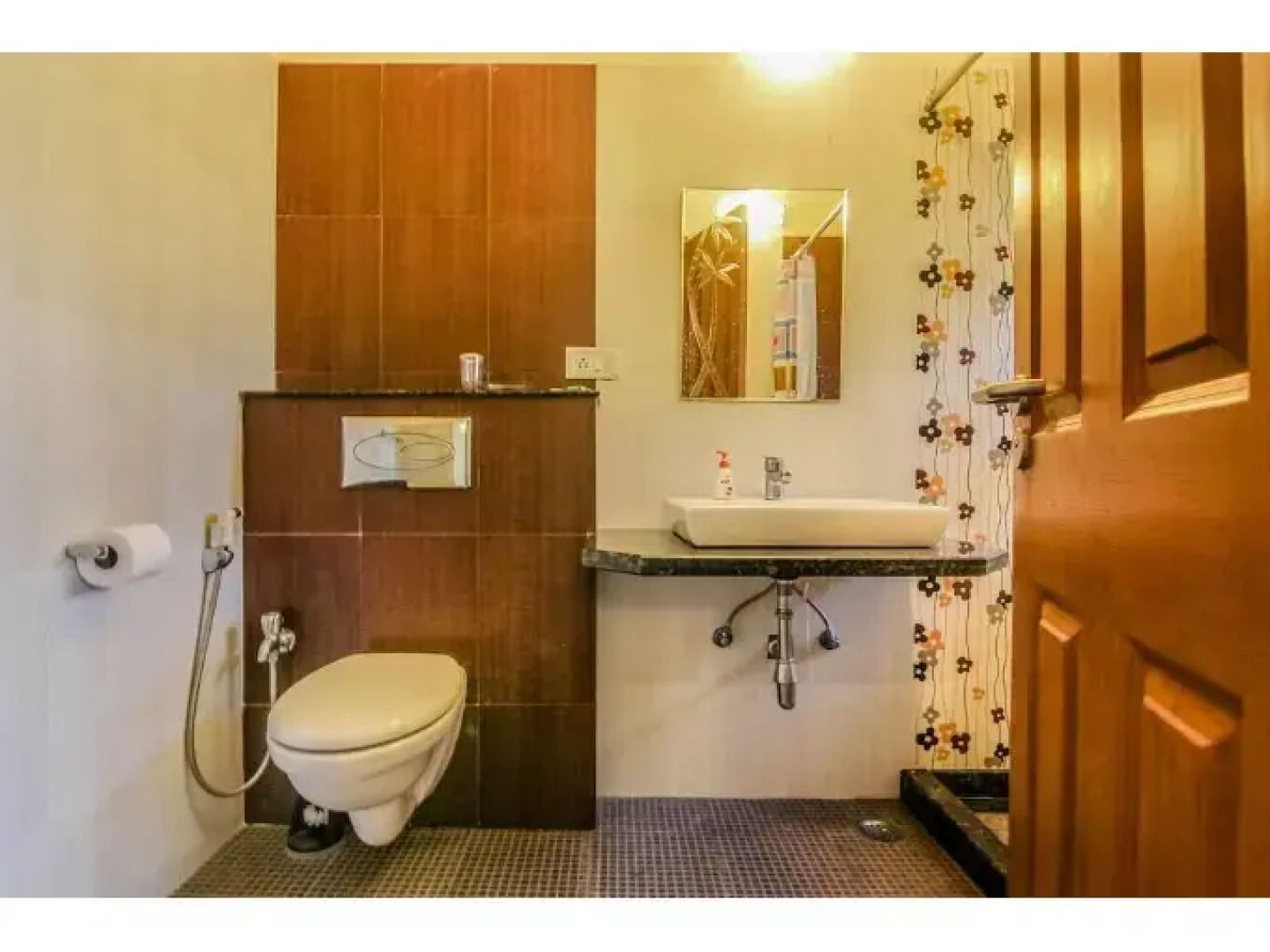 Royale Holiday Villa