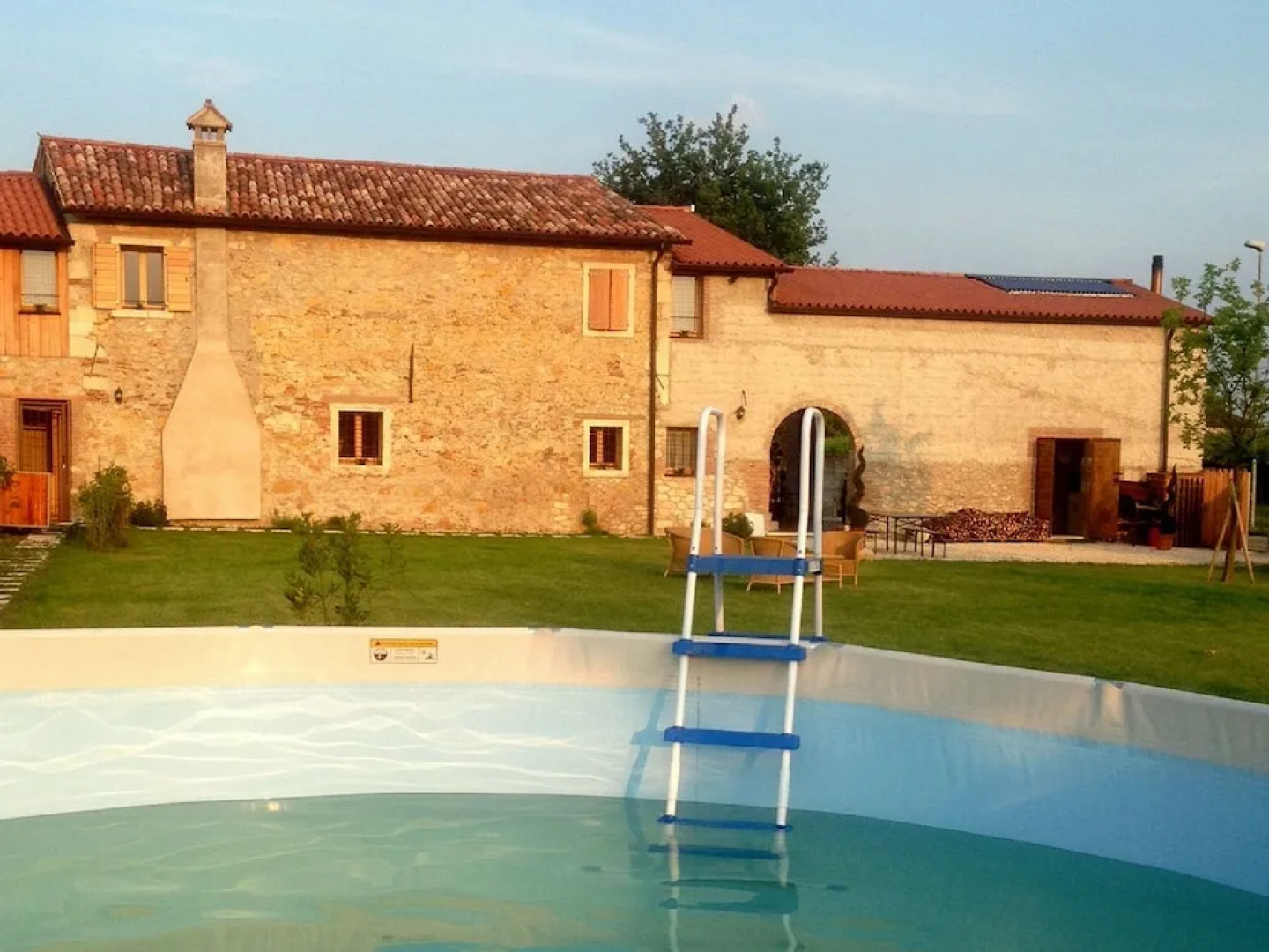 Renovated, Spacious and Cosy Countryside House. Wi-fi, Garden and Swimming Pool