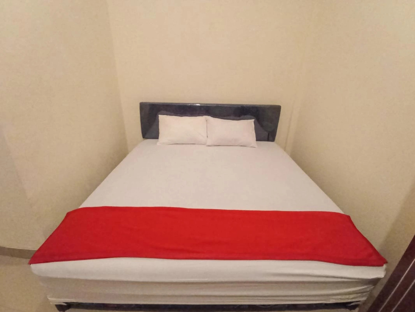 RedDoorz Syariah near Sentani City Square