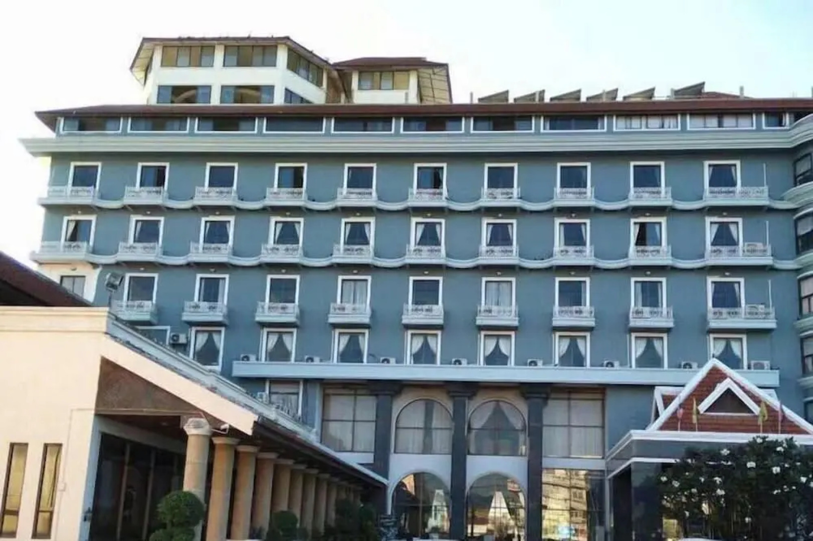 Nattirat Grand Hotel