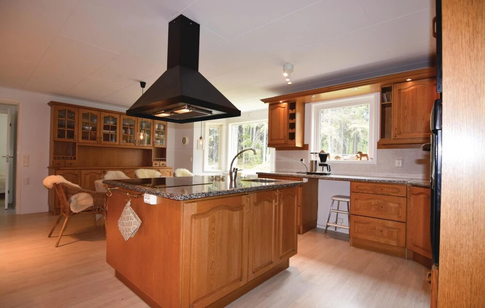 Stunning Home in Otterbäcken With 9 Bedrooms, Sauna and Indoor Swimming Pool