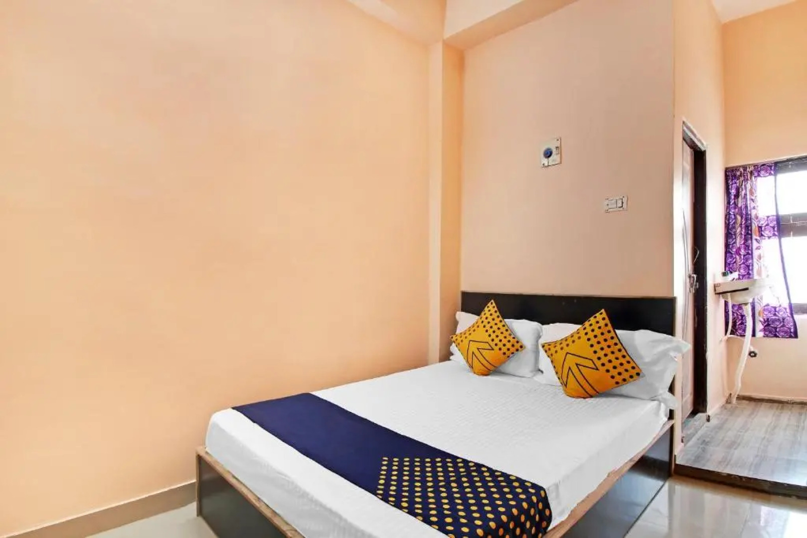 SPOT ON 61415 Sitara Grand Lodge