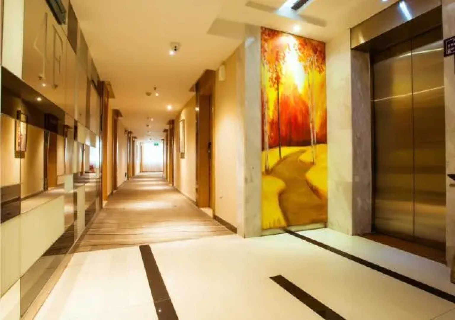 City Comfort Inn Hezhou Municipal Square