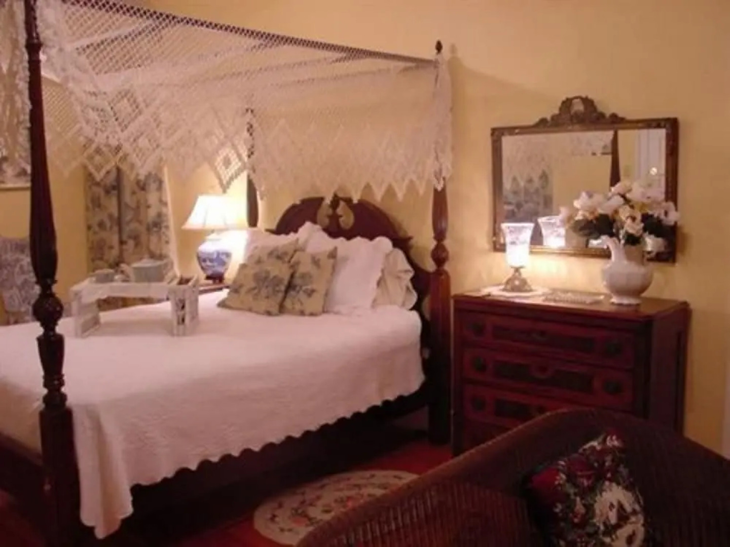 Magnolia Cottage Bed and Breakfast