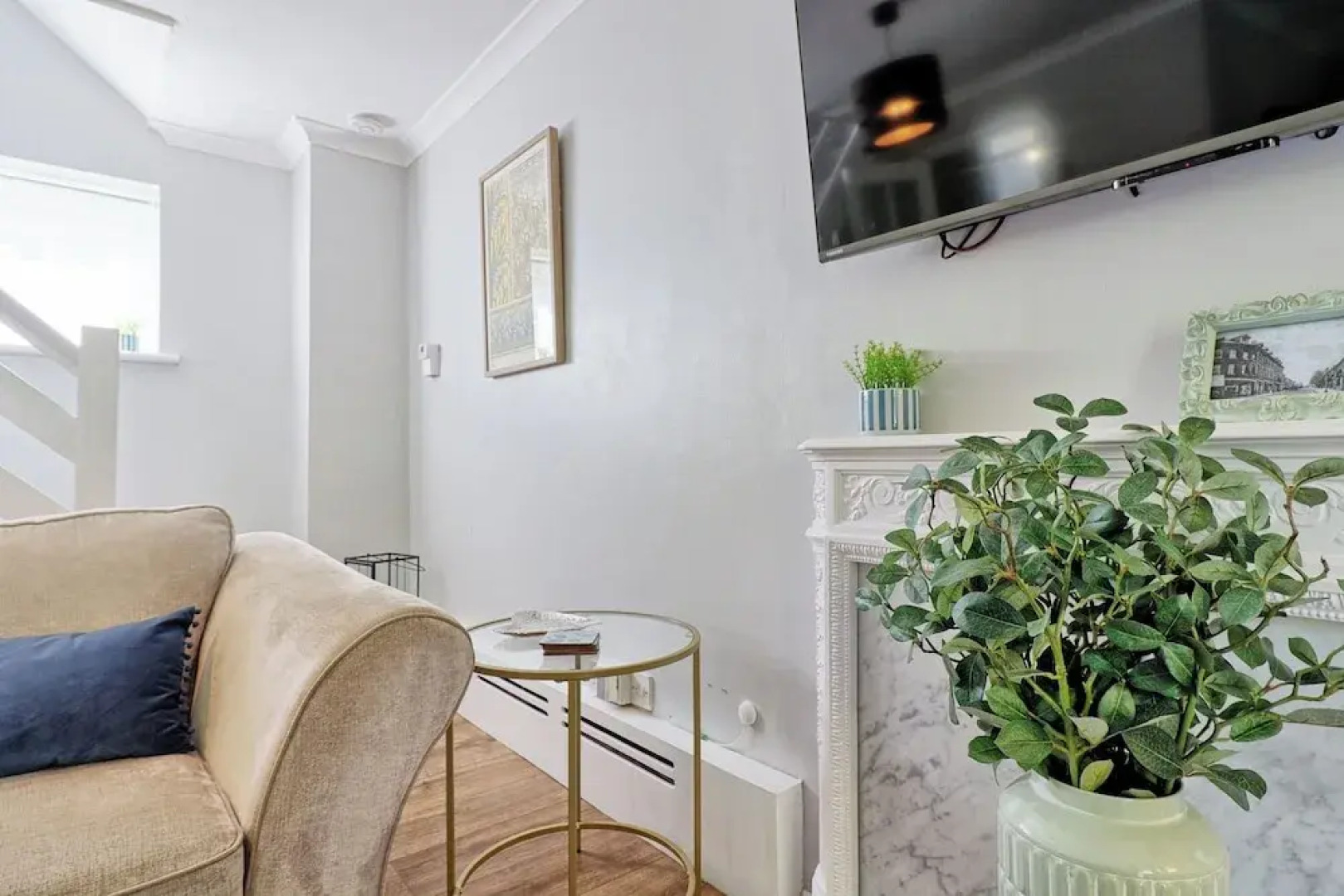 Tranquil Garden Retreat in Buckhurst Hill