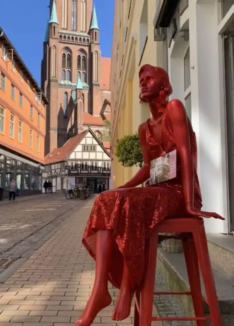 Cathedral Whispers Modern Retreat