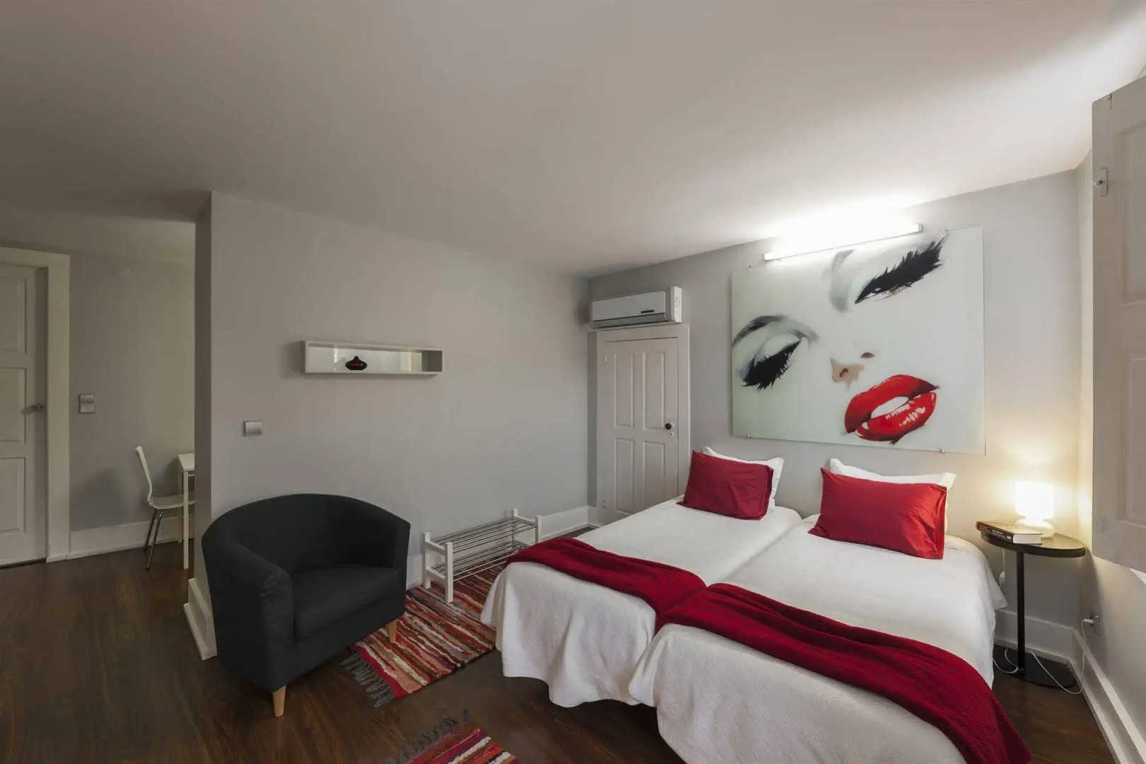 Olala Cosme Apartments