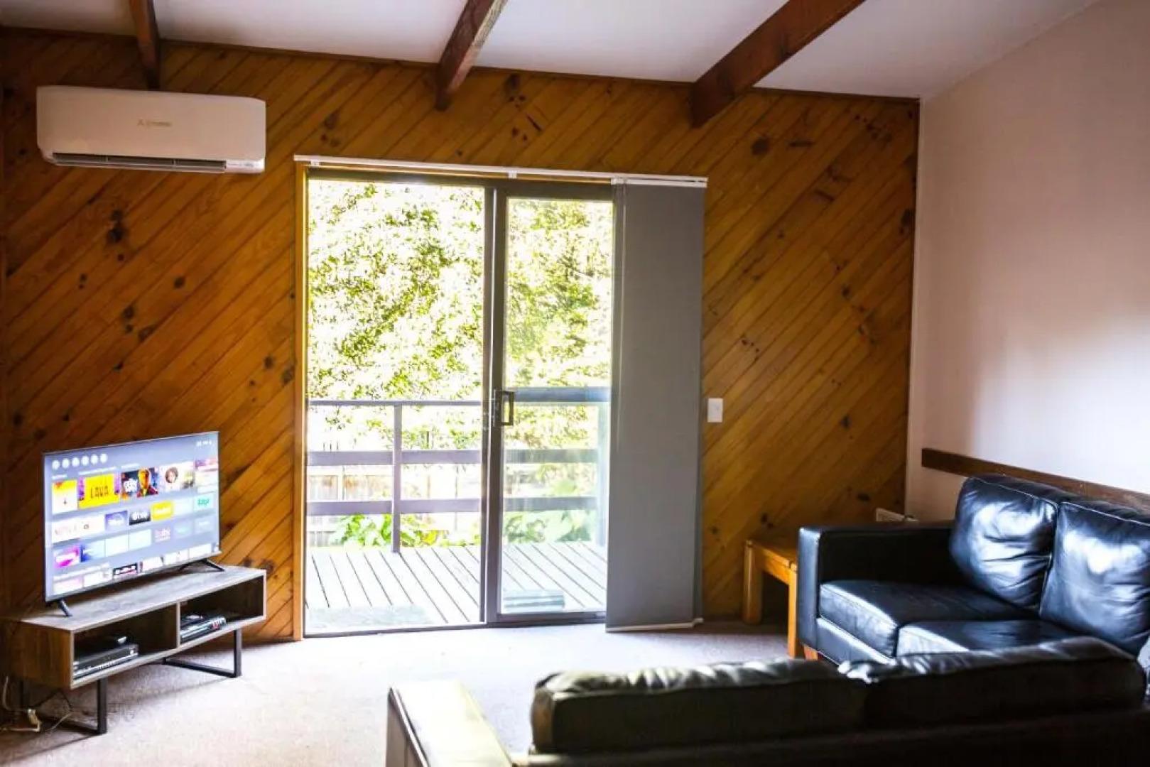 Wonboyn Cabins & Caravan Park