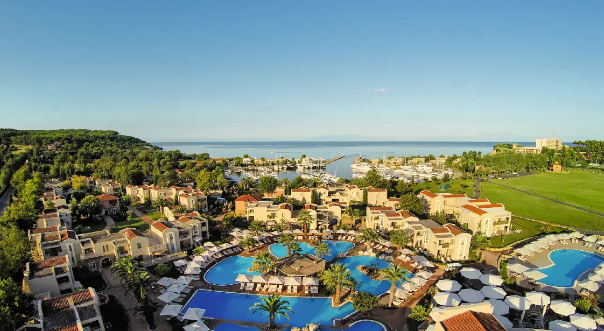 Курорт Sani Resort