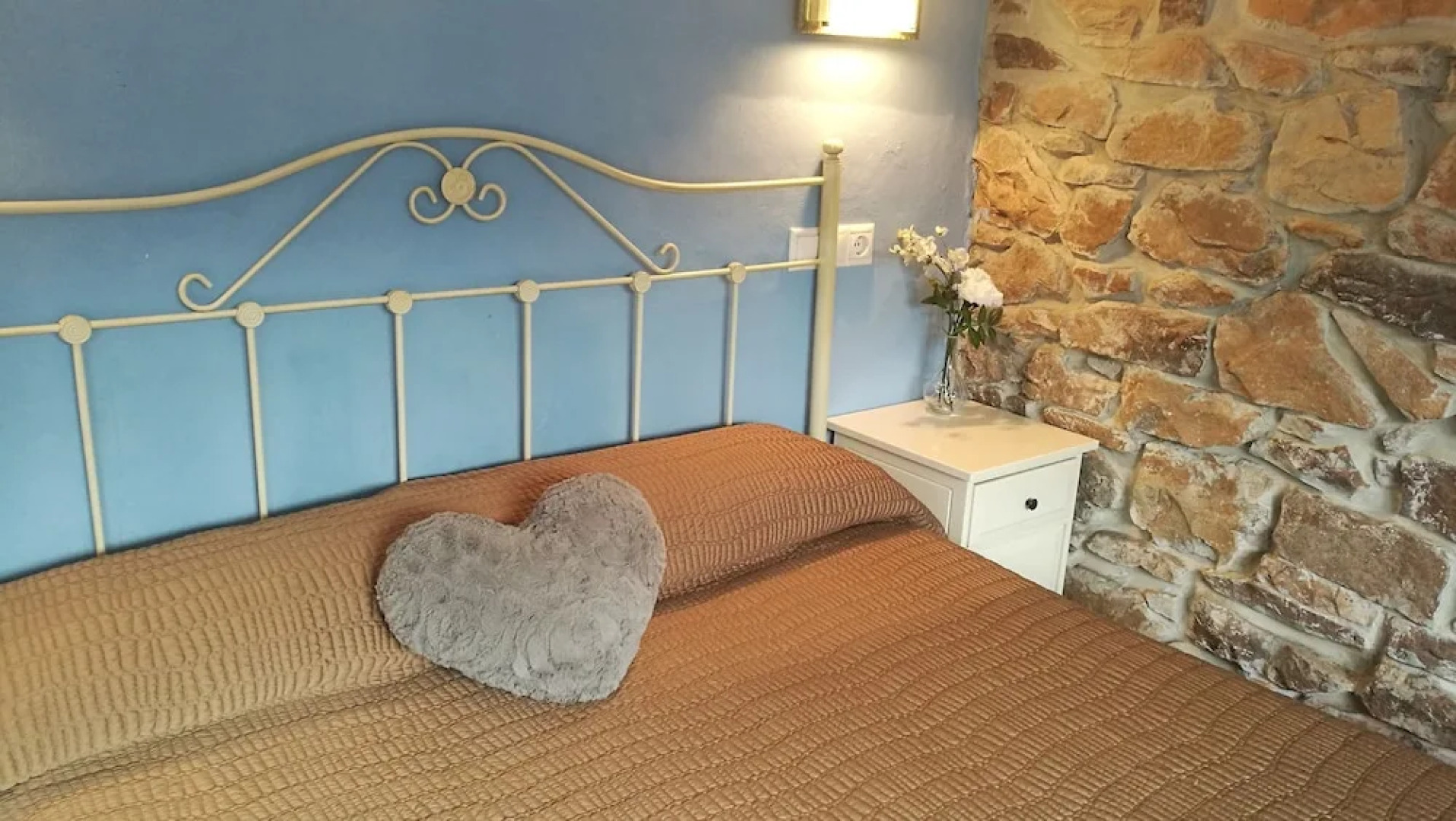 Apartamentos Rurales L'Arboleu