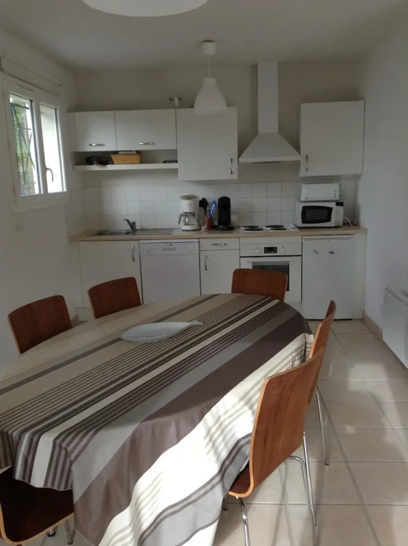 House With 2 Bedrooms in Vensac, With Enclosed Garden and Wifi - 500 m