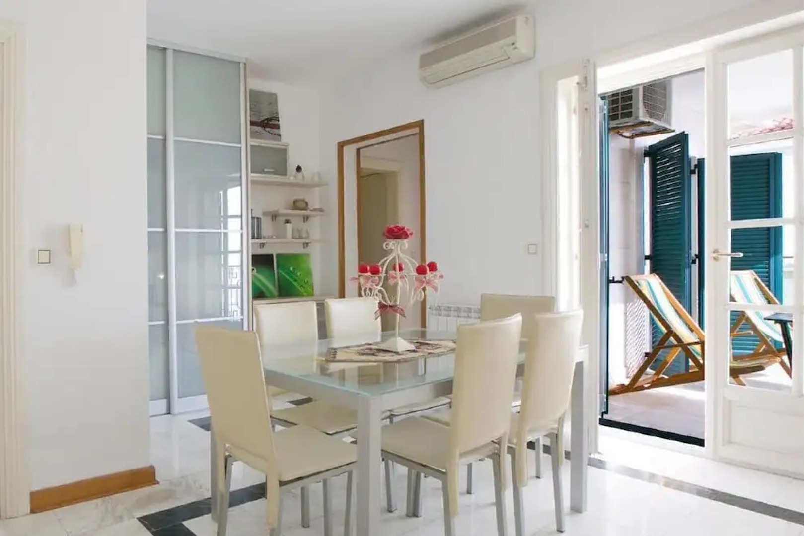 Sveti Stefan Beach Apartment