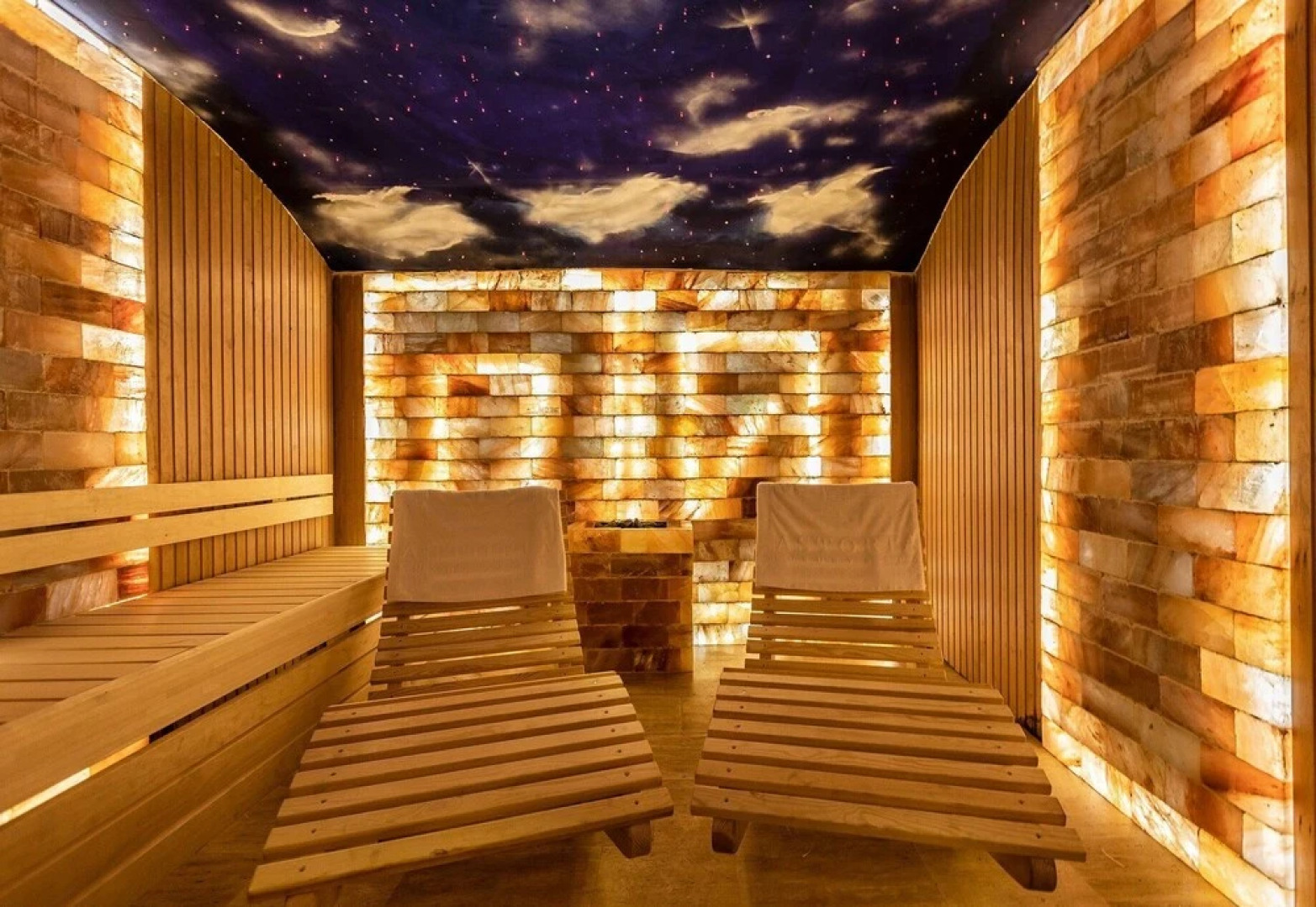 Astoria Luxury & Spa