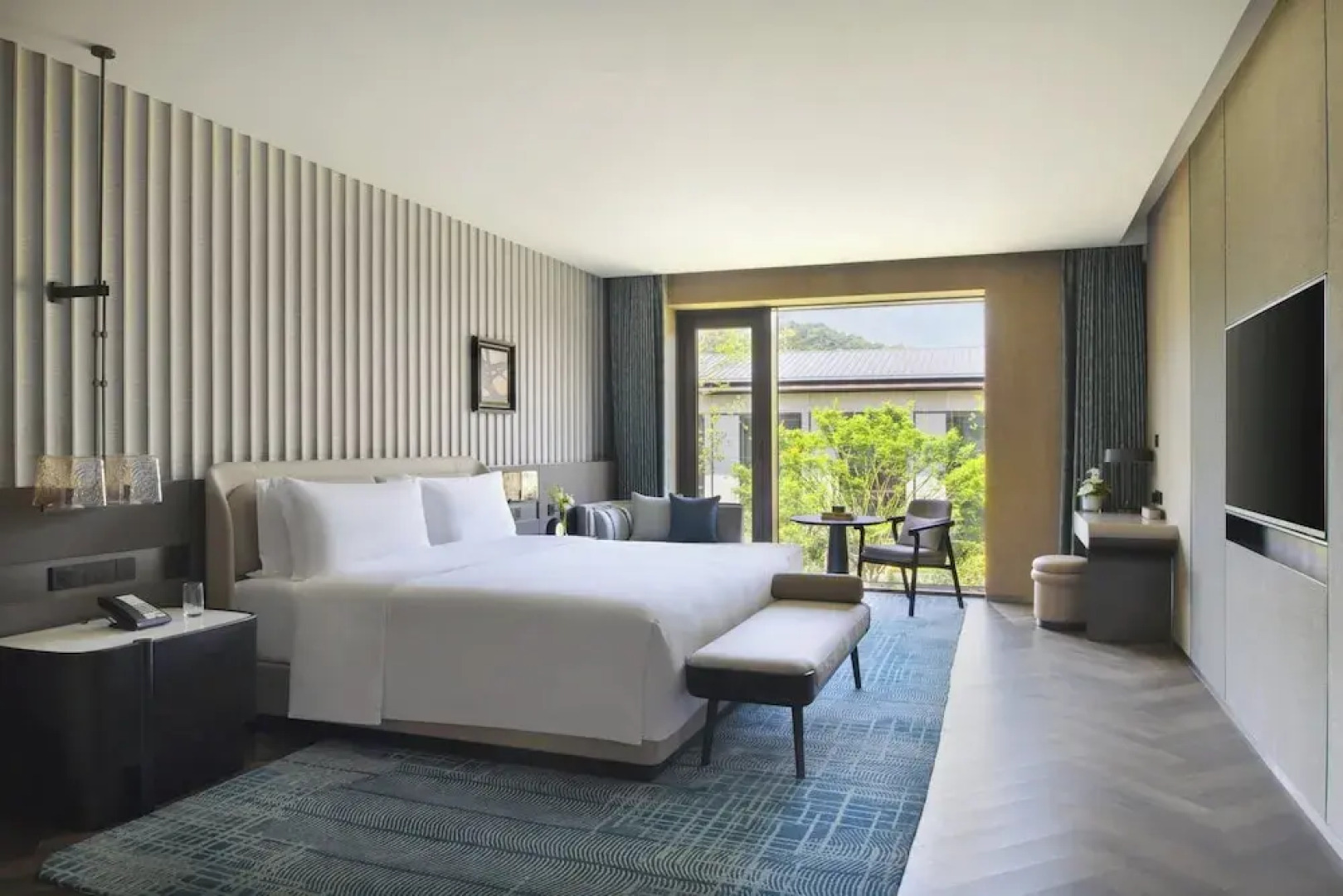 Intercontinental Xiangyang by IHG