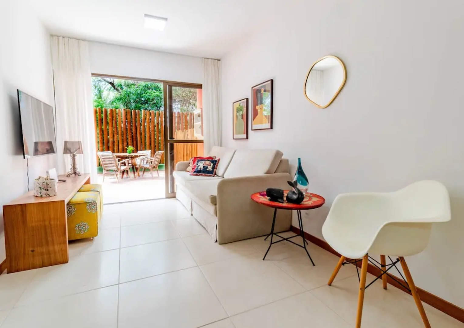 IT08 Lindo Ap 2 Quartos - Itacimirim