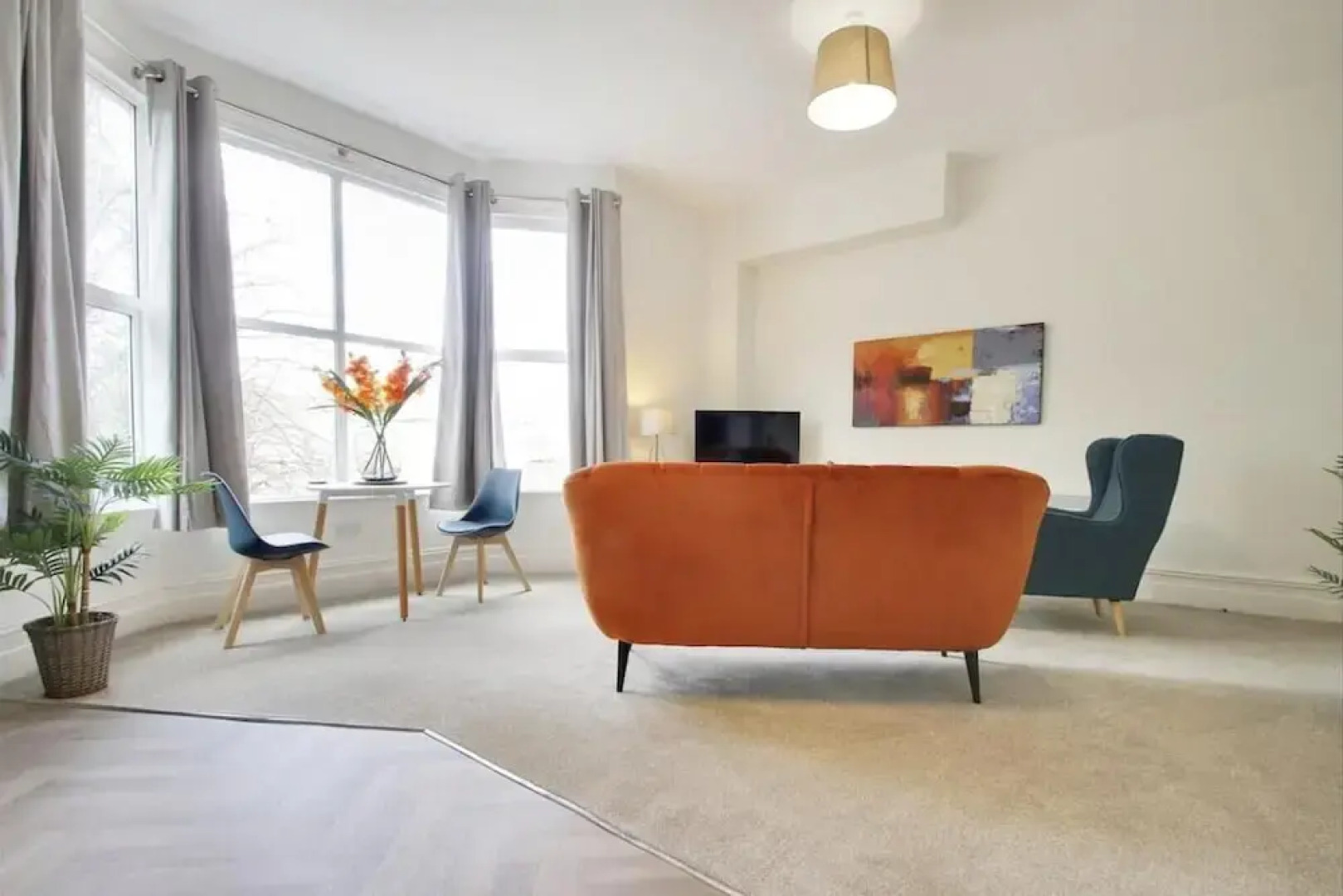 Stylish Large 1-bed Apartment in Tunbridge Wells