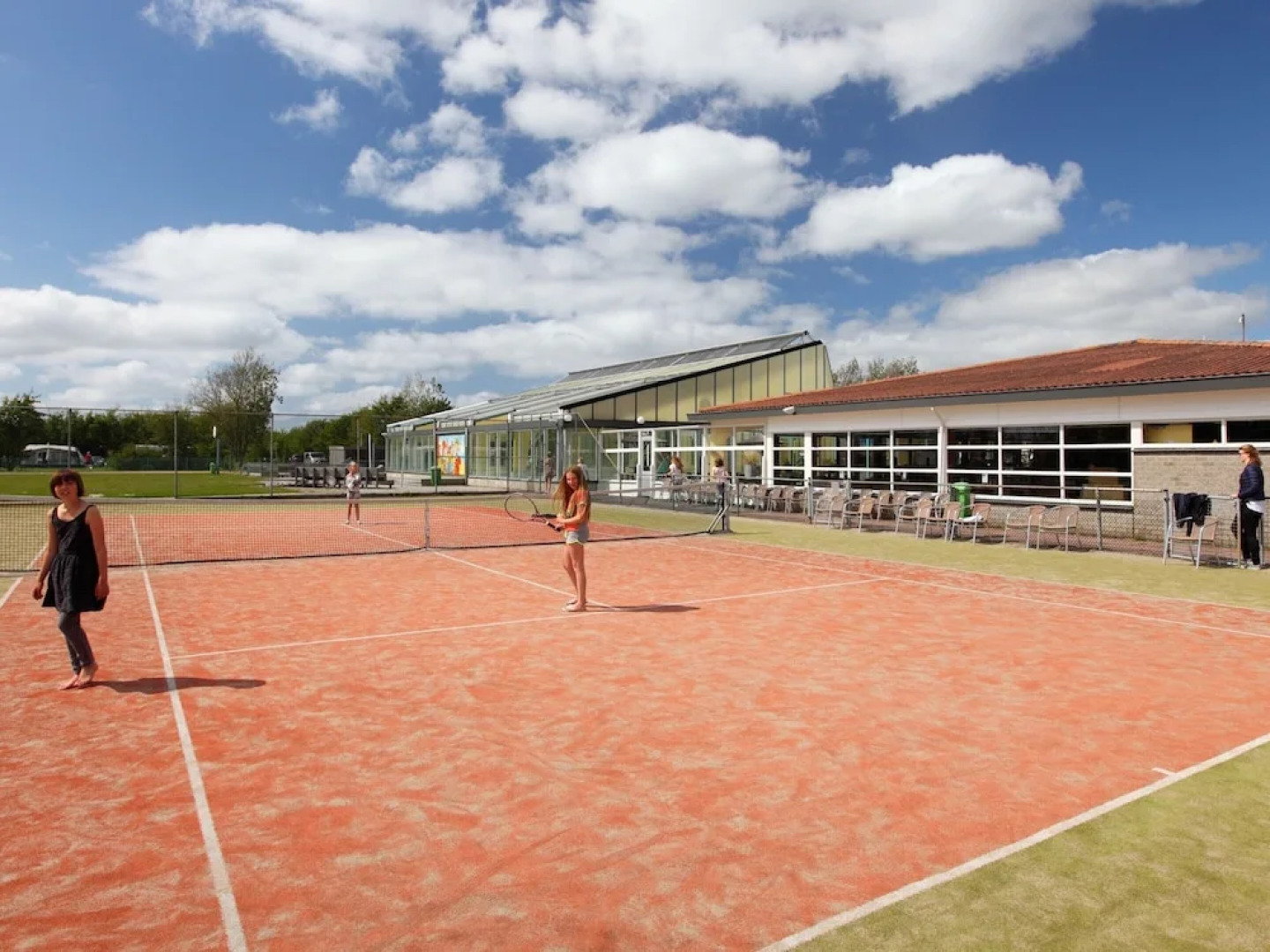 Single Storey Lodge With Dishwasher, Near the Beach