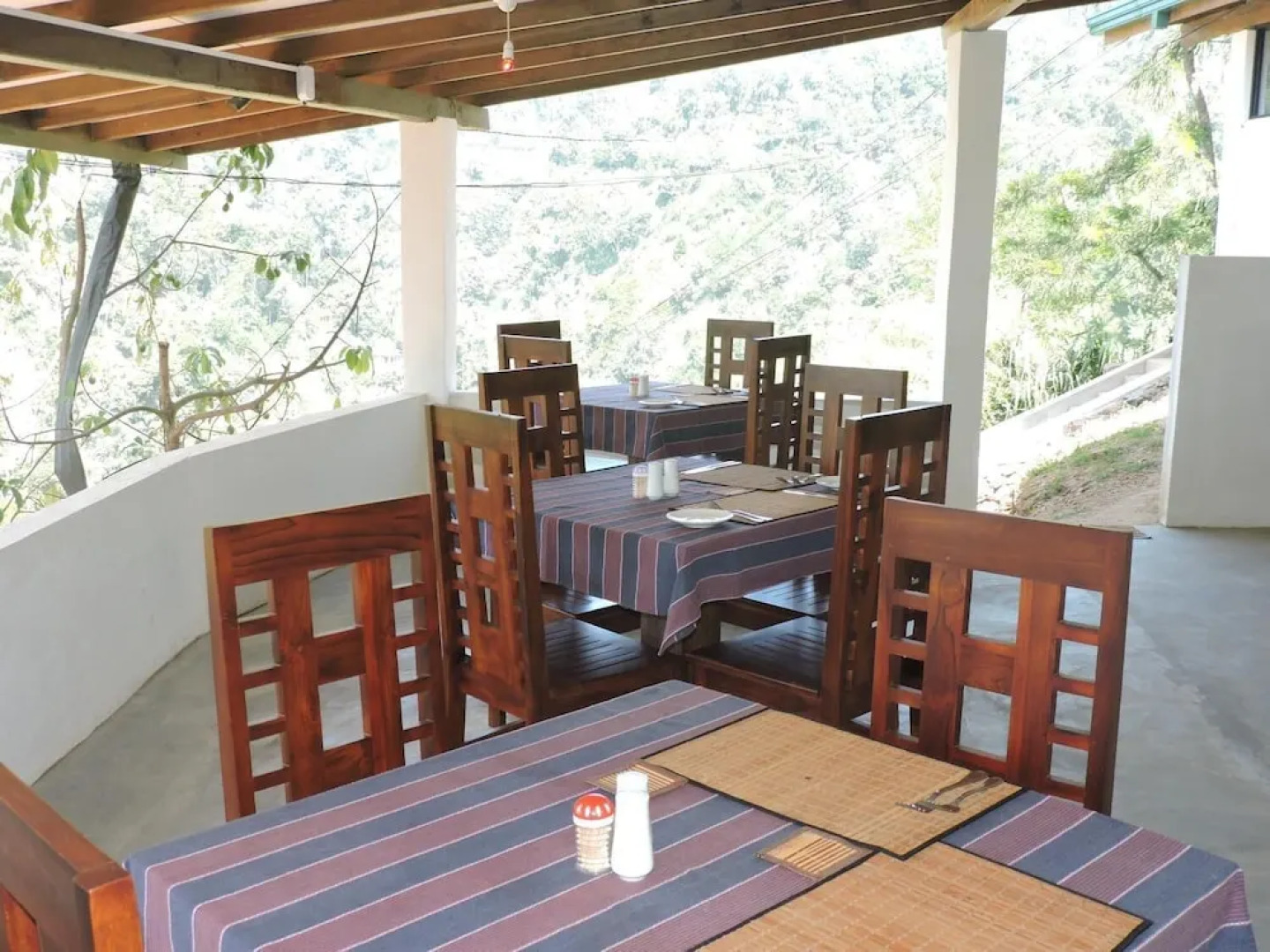 Misty Hills Ella Resort