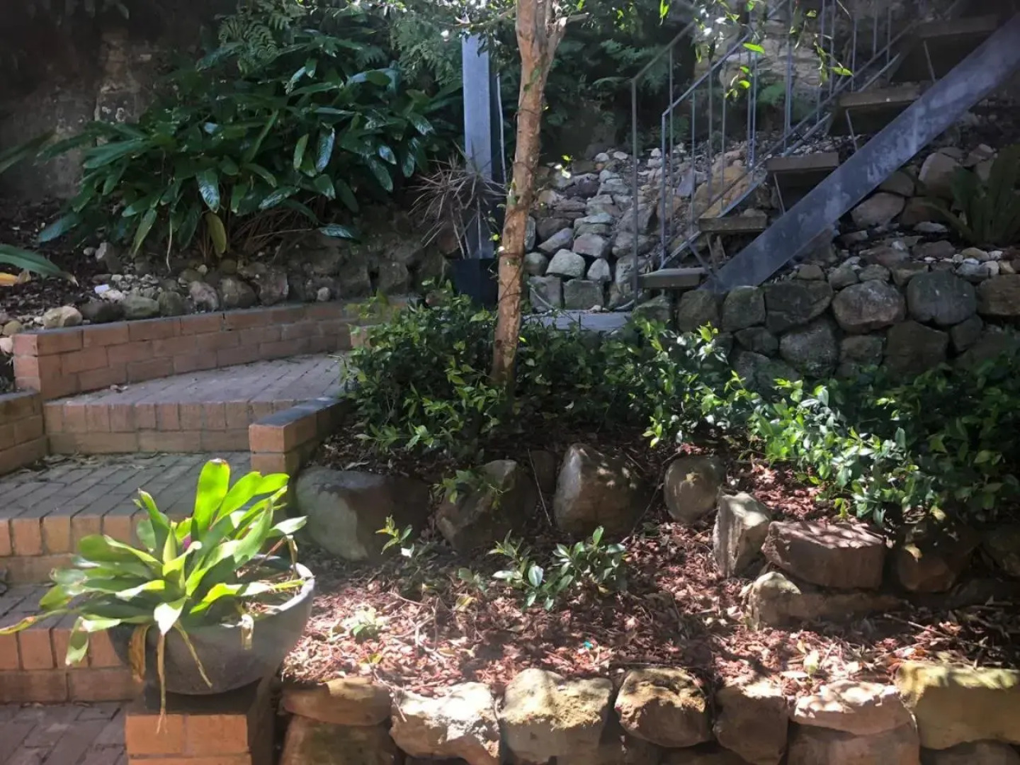 Serenity by the Lake - Romantic Waterfront Couple's Getaway