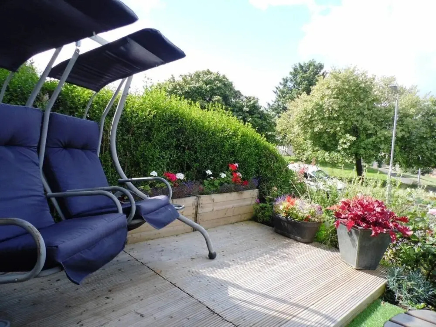 Near GLA Airport - Ideal hub for Paisley & Glasgow