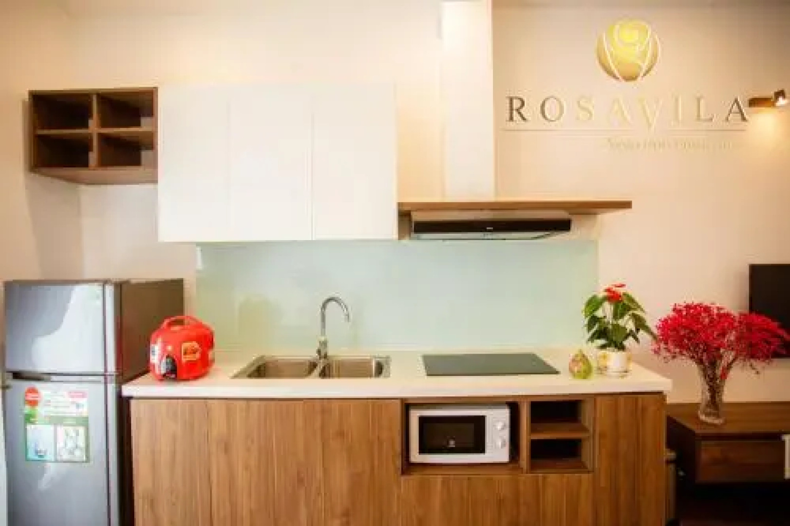 Rosa Villa Hotel & Apartment