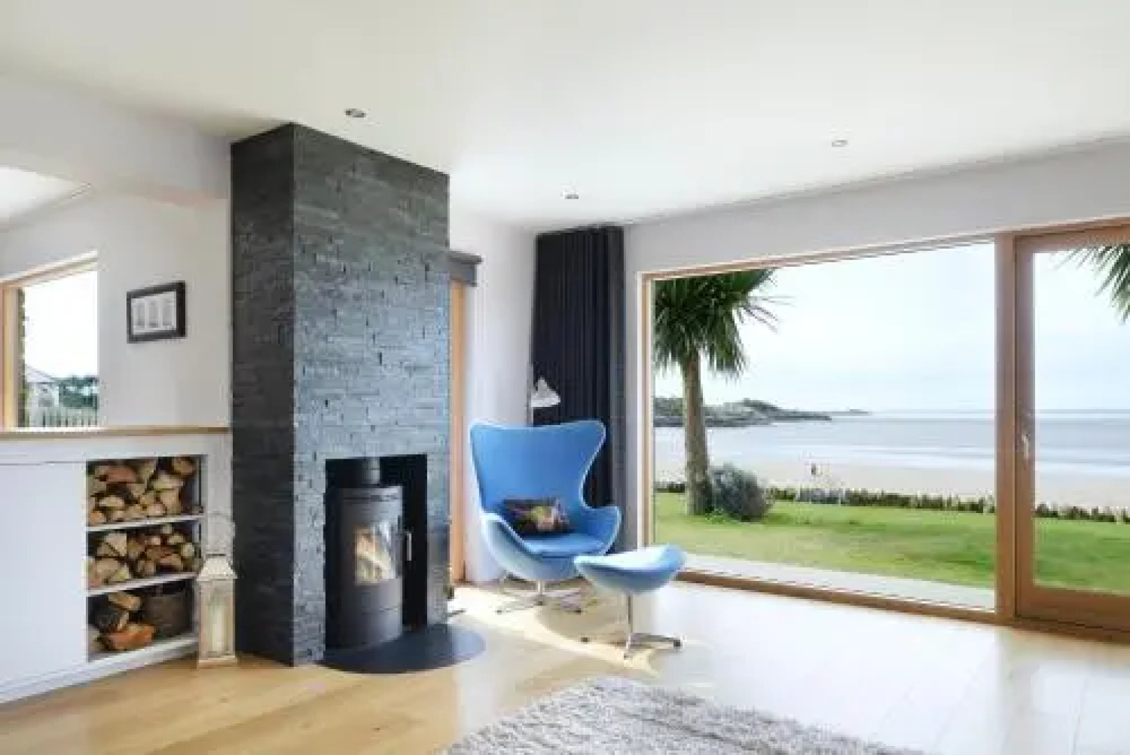 Airds Bay Luxury Beach House