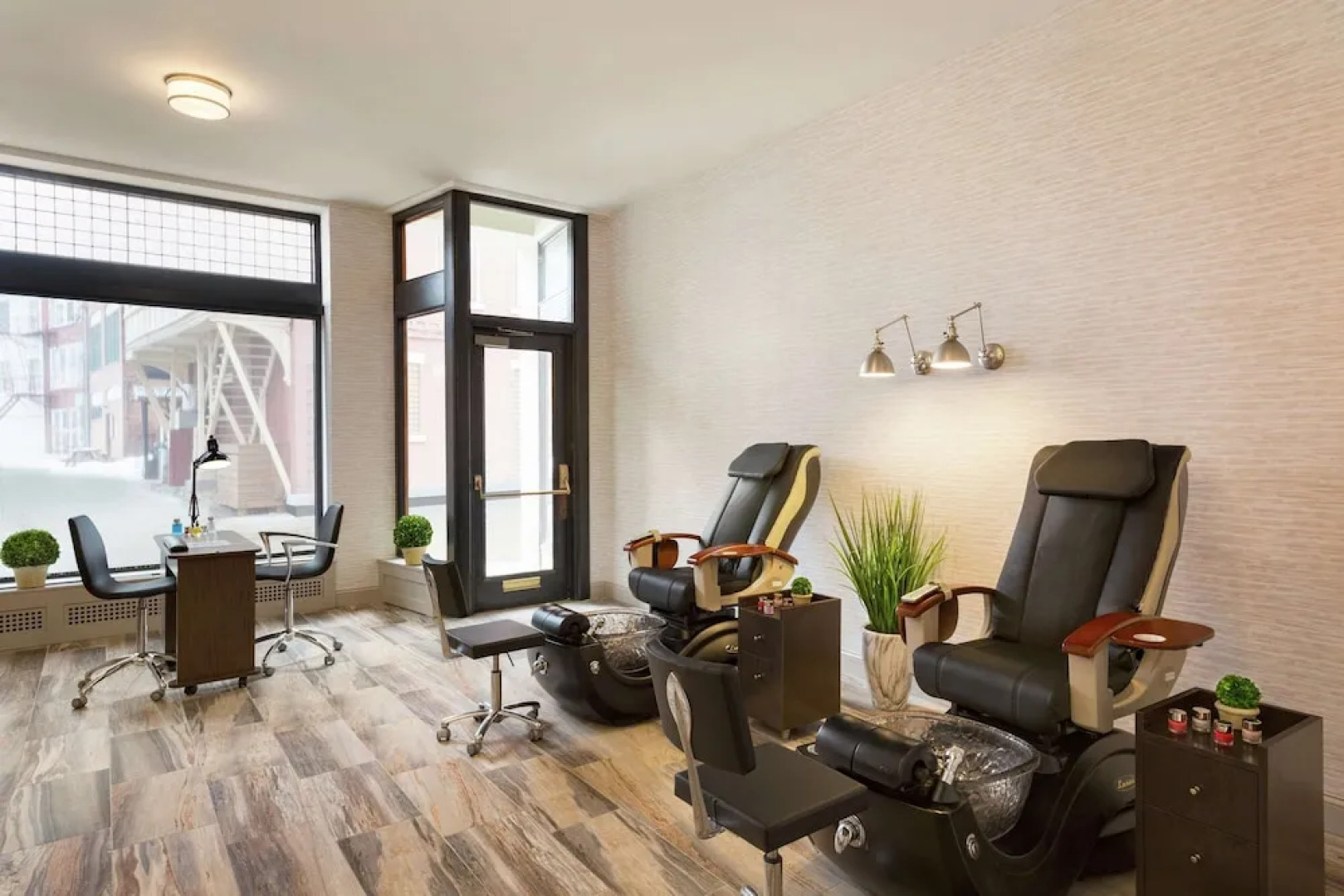 Hotel Saranac, Curio Collection by Hilton