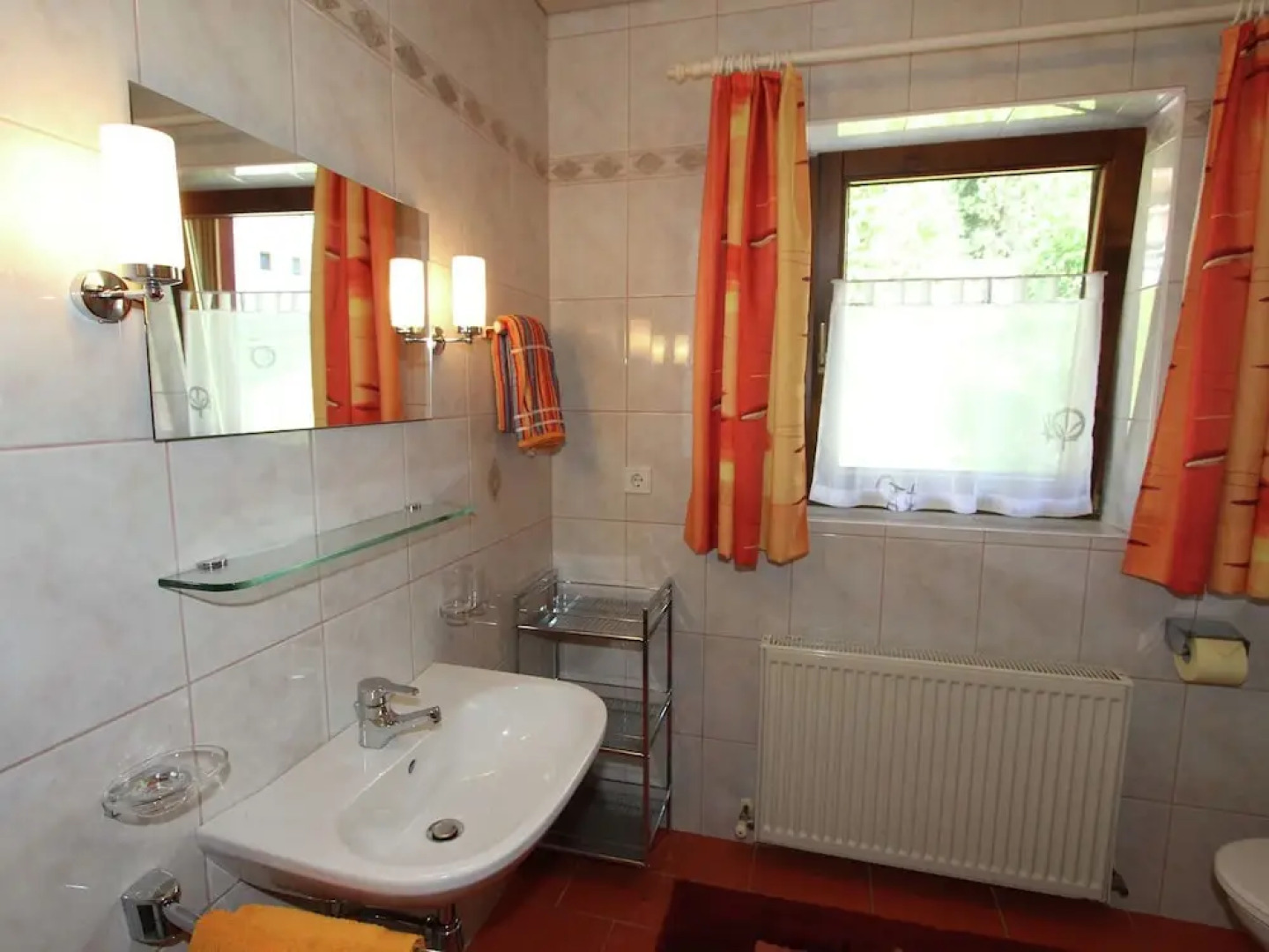 Luxurious Apartment in Hart im Zillertal With Mountain View