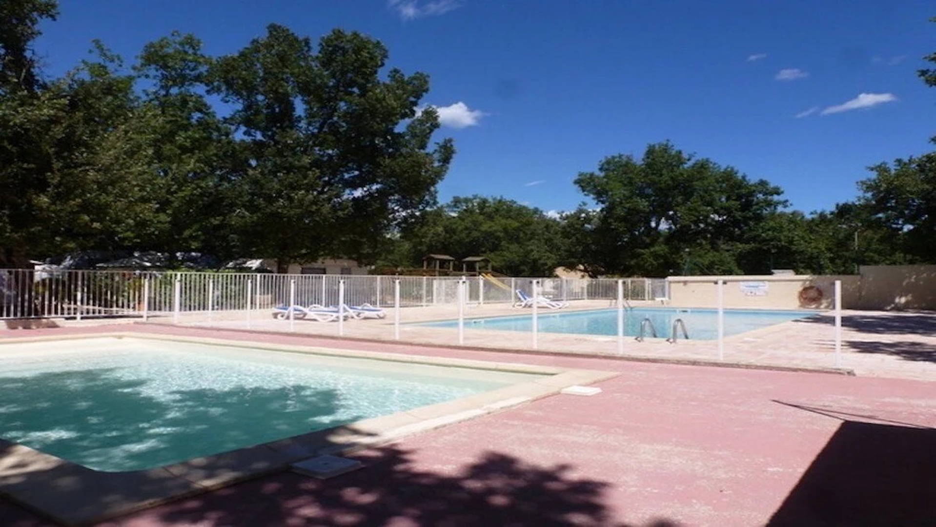 Aloe Camping La Buissière Tentes Lodges