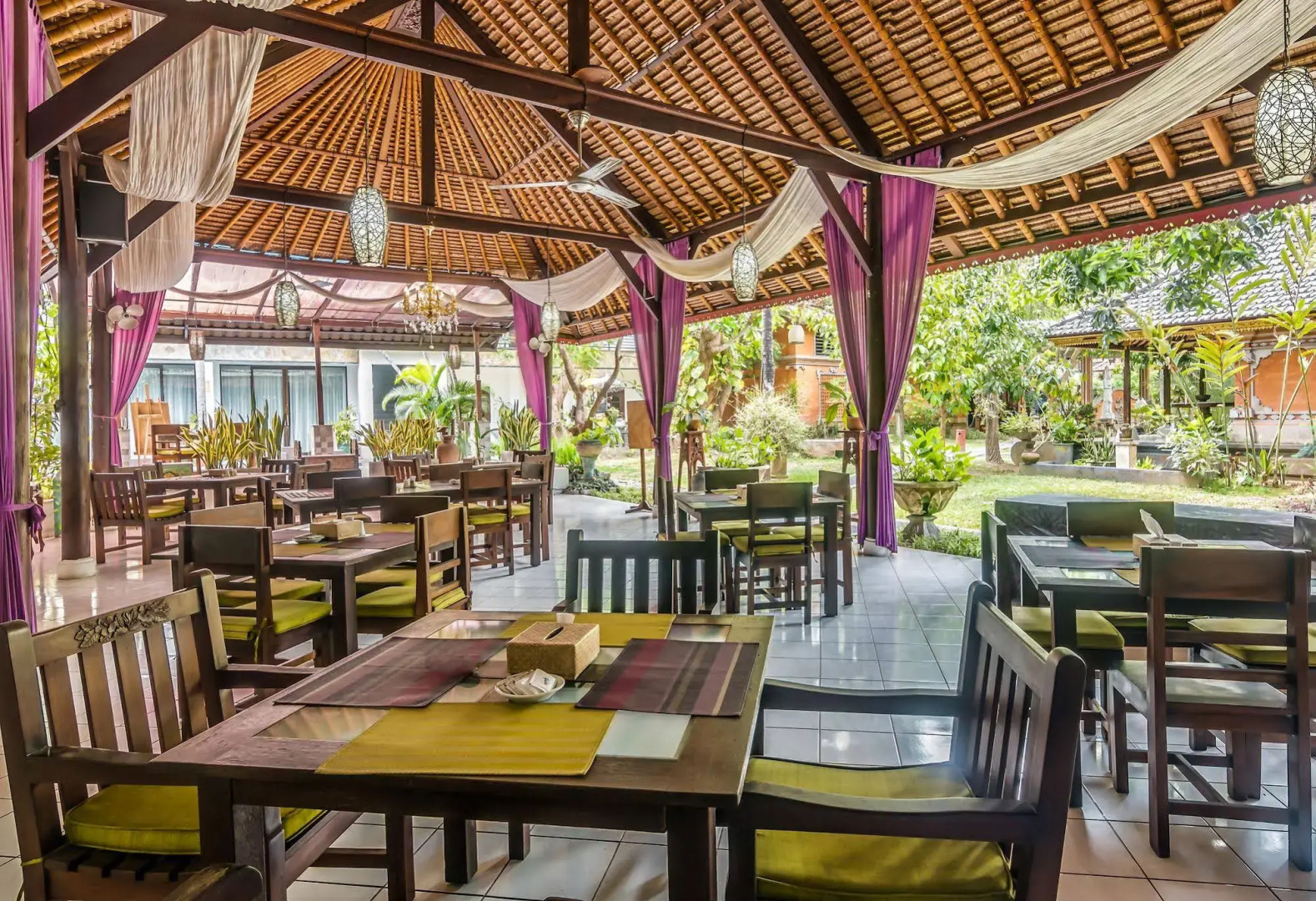 ZEN Rooms Denpasar Tohpati