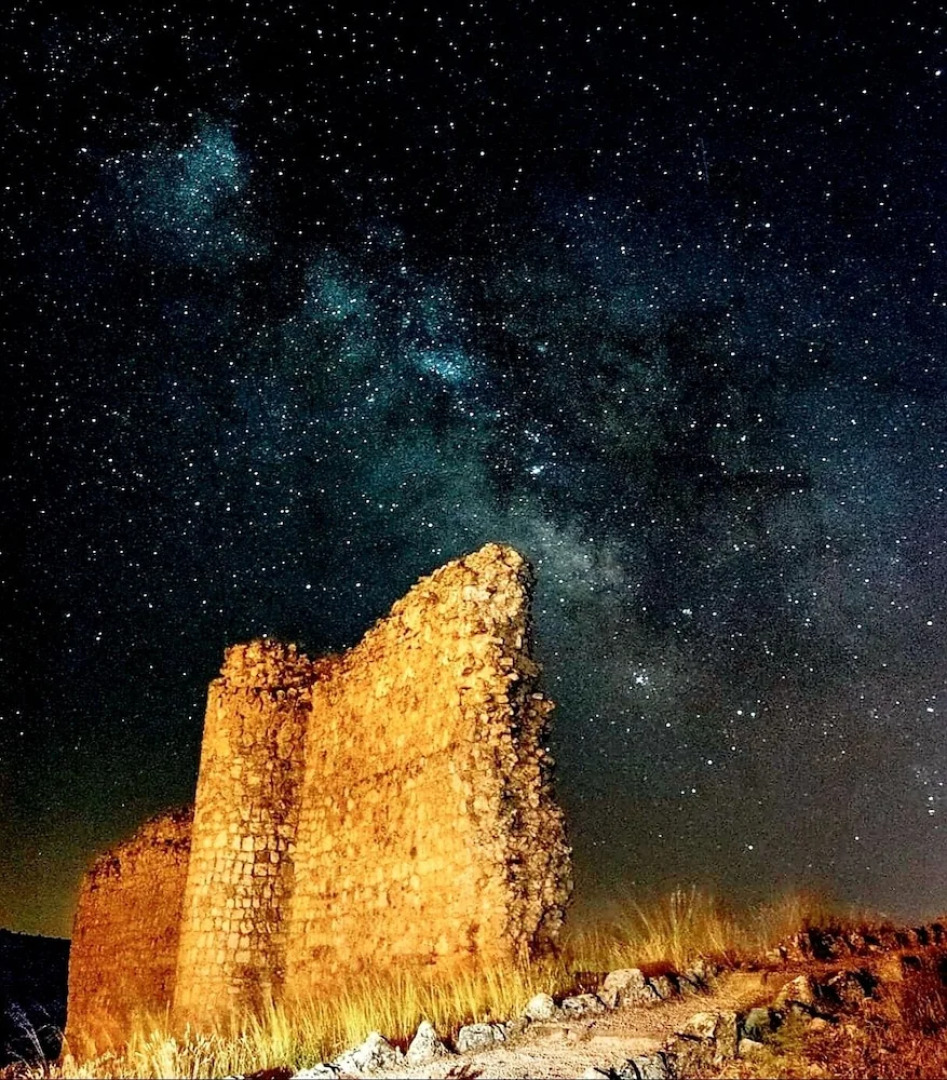 Room for Rent in Beautiful Rural House Ideal for Romantic Getaway